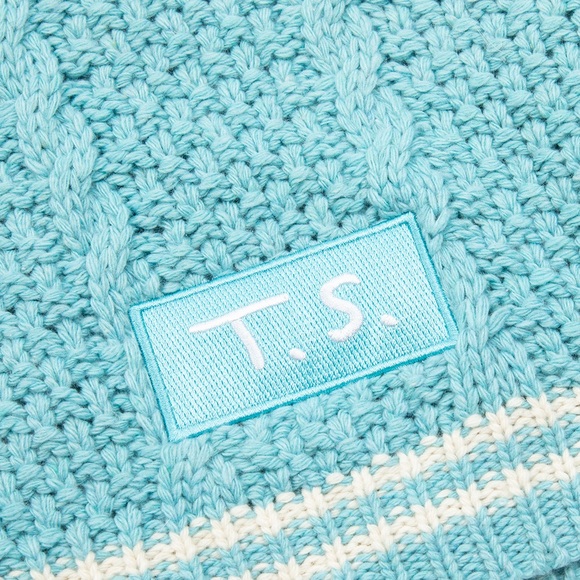 NEW TAYLOR SWIFT 1989 Cardigan IN A SIZE XL-2XL - Picture 4 of 7